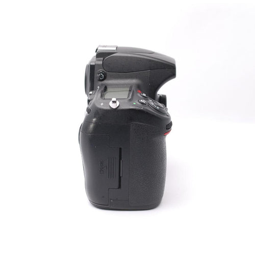 Nikon Digital Slr 1000 Off D700