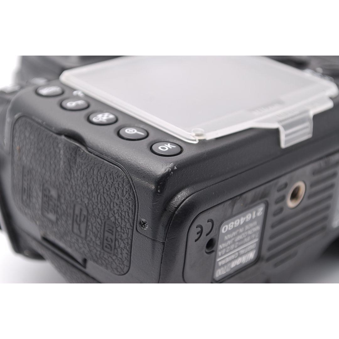 Nikon Digital Slr 1000 Off D700