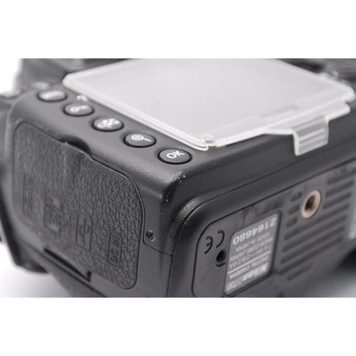 Nikon Digital Slr 1000 Off D700