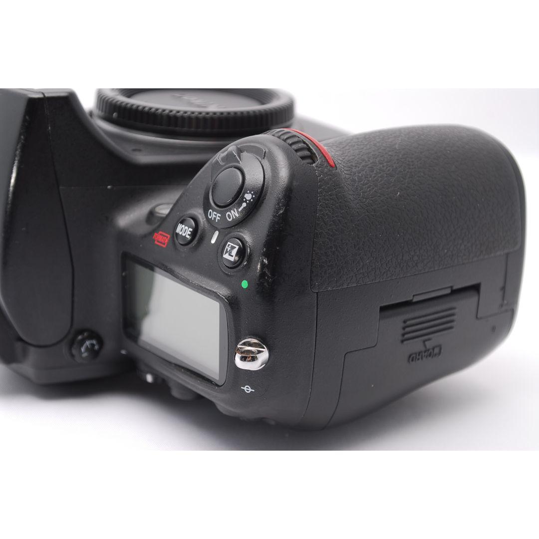 Nikon Digital Slr 1000 Off D700