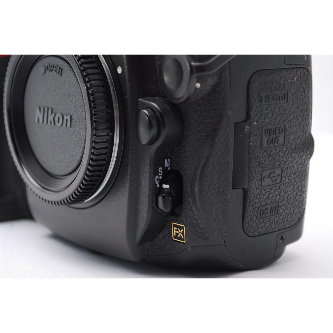 Nikon Digital Slr 1000 Off D700