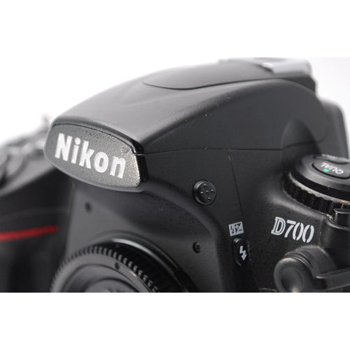 Nikon Digital Slr 1000 Off D700