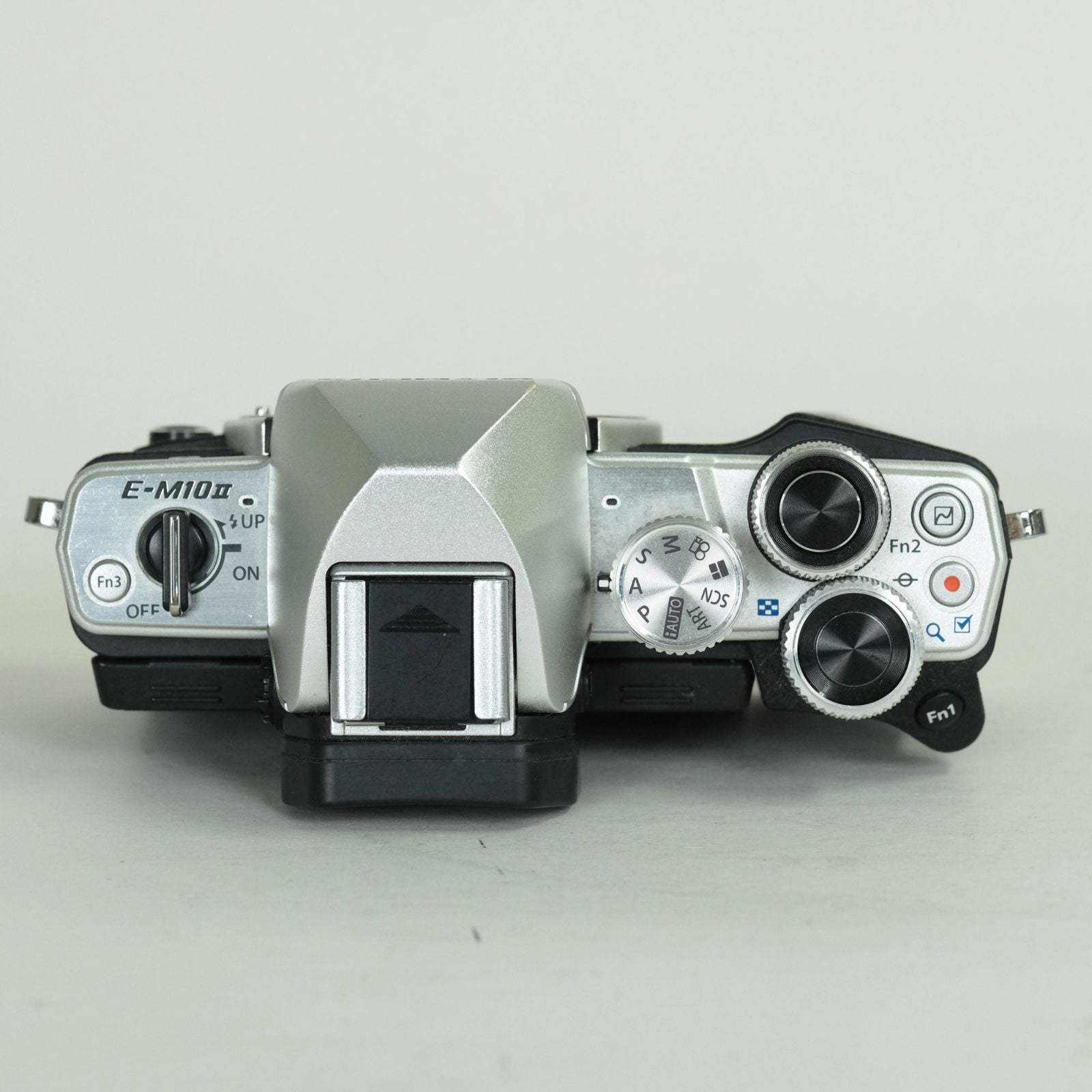Olympus Mirrorless Interchangeable Lips 5,400 Om-D E-M10 Mark Ii