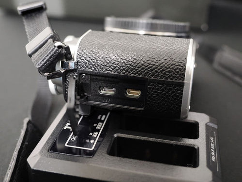 Olympus Mirrorless Interchangeable Lens Cameras Pen E-P7 Ez