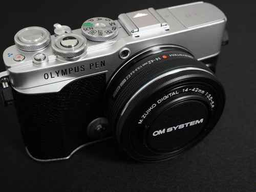 Olympus Mirrorless Interchangeable Lens Cameras Pen E-P7 Ez