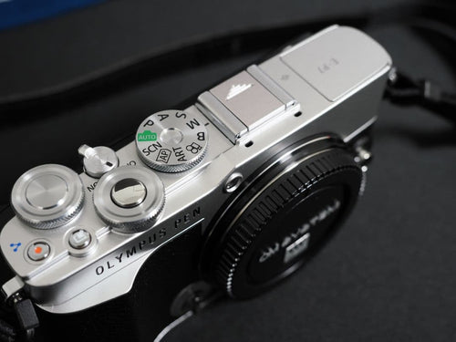 Olympus Mirrorless Interchangeable Lens Cameras Pen E-P7 Ez