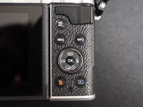 Olympus Mirrorless Interchangeable Lens Cameras Pen E-P7 Ez