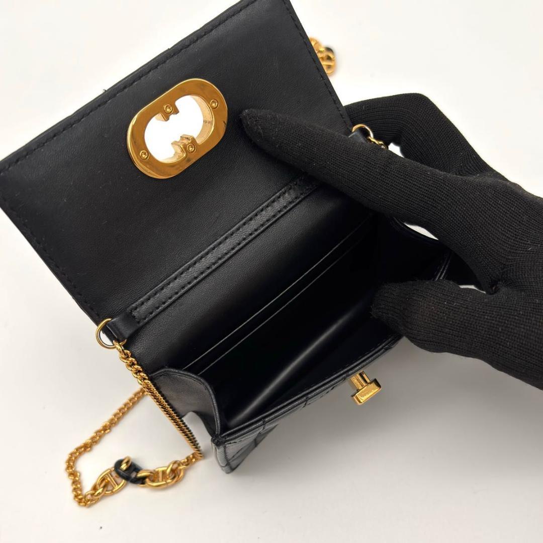 Christian Dior Shoulder Bags