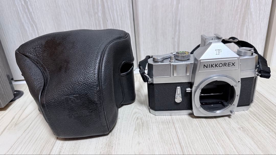 Slr Cameras (Film) Nikkorex F Nikon