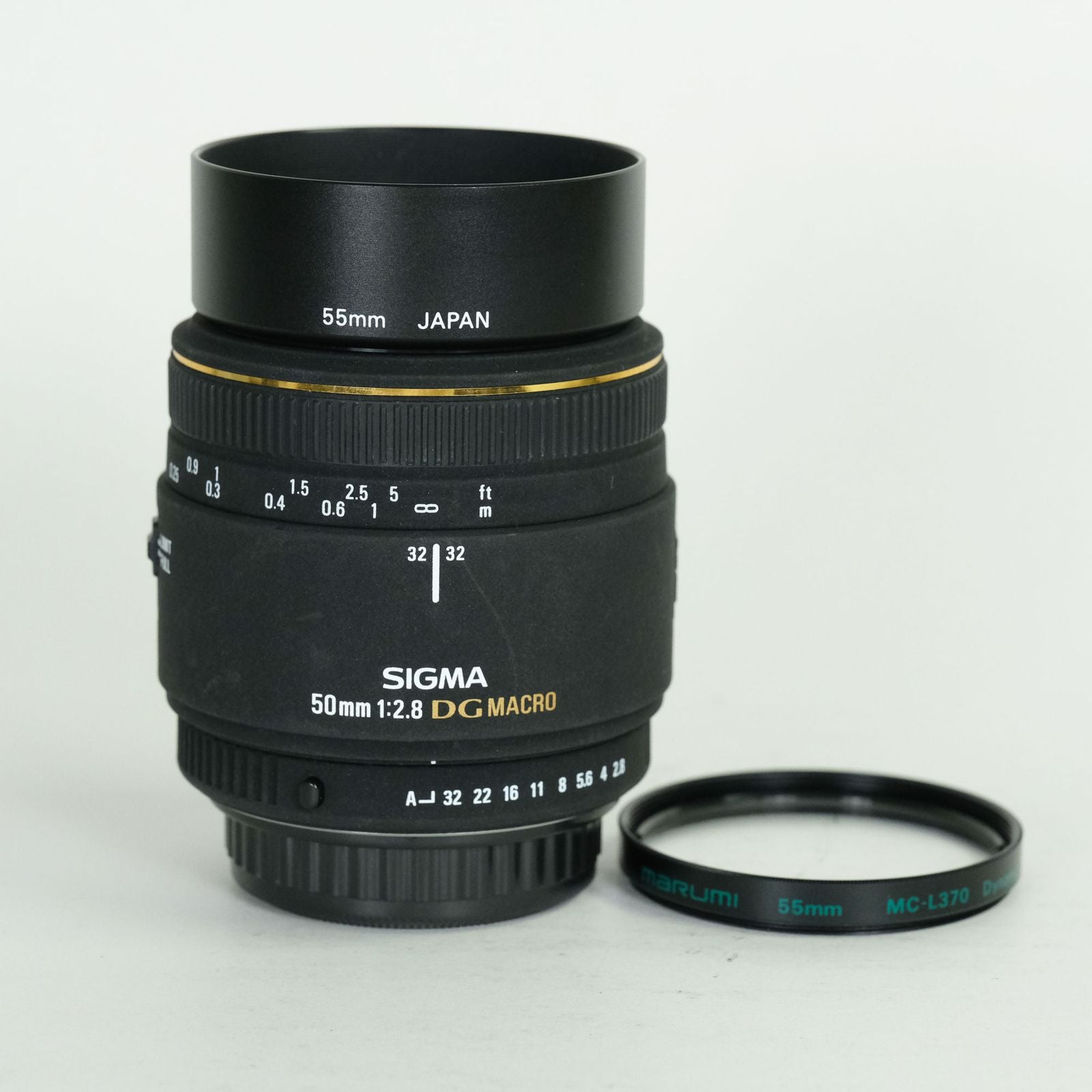 Sigma Lens (Single Focus) Macro F2.8 Ex Dg K