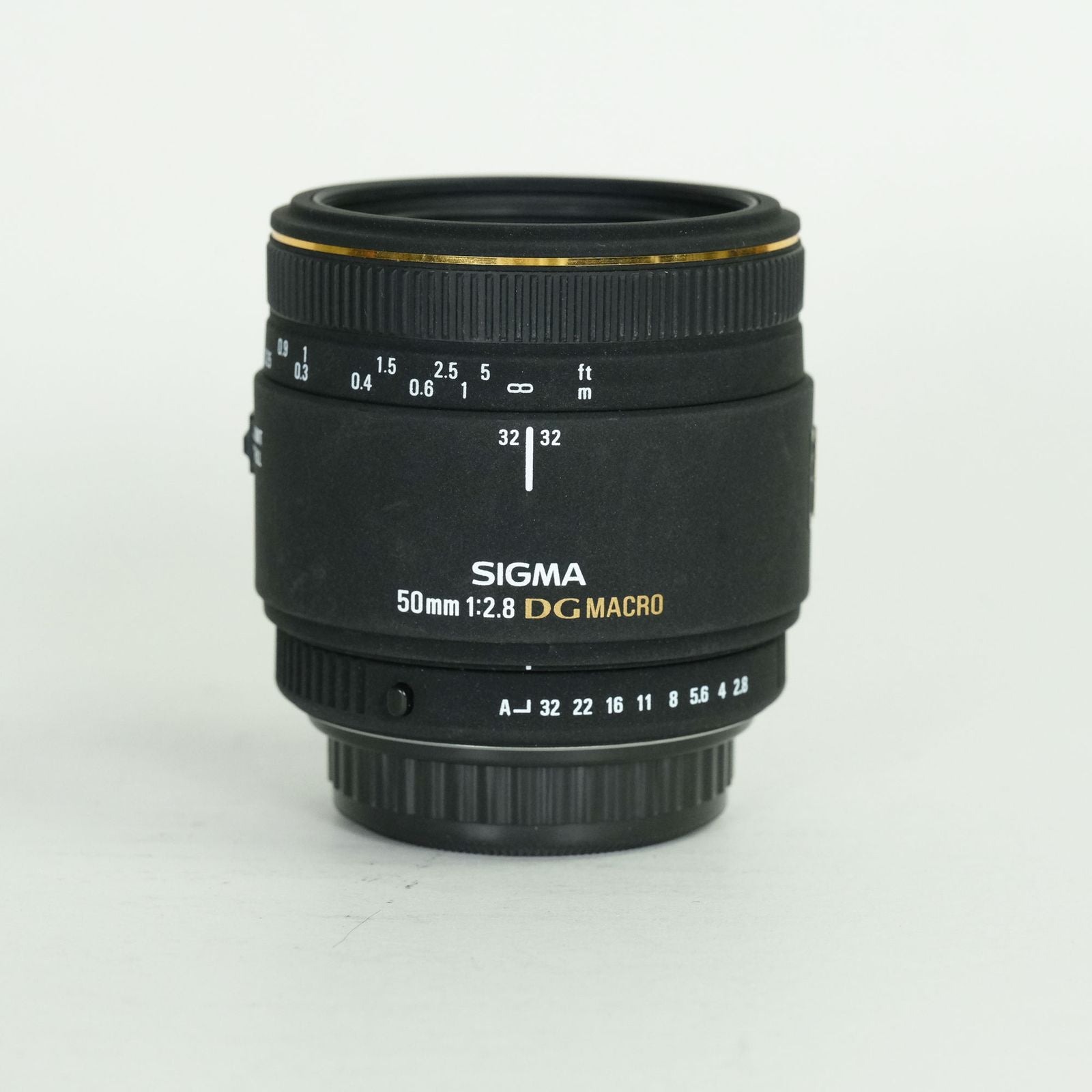 Sigma Lens (Single Focus) Macro F2.8 Ex Dg K