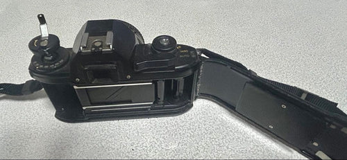 Nikon Slr Cameras (Film) Em Nikkor F1.8