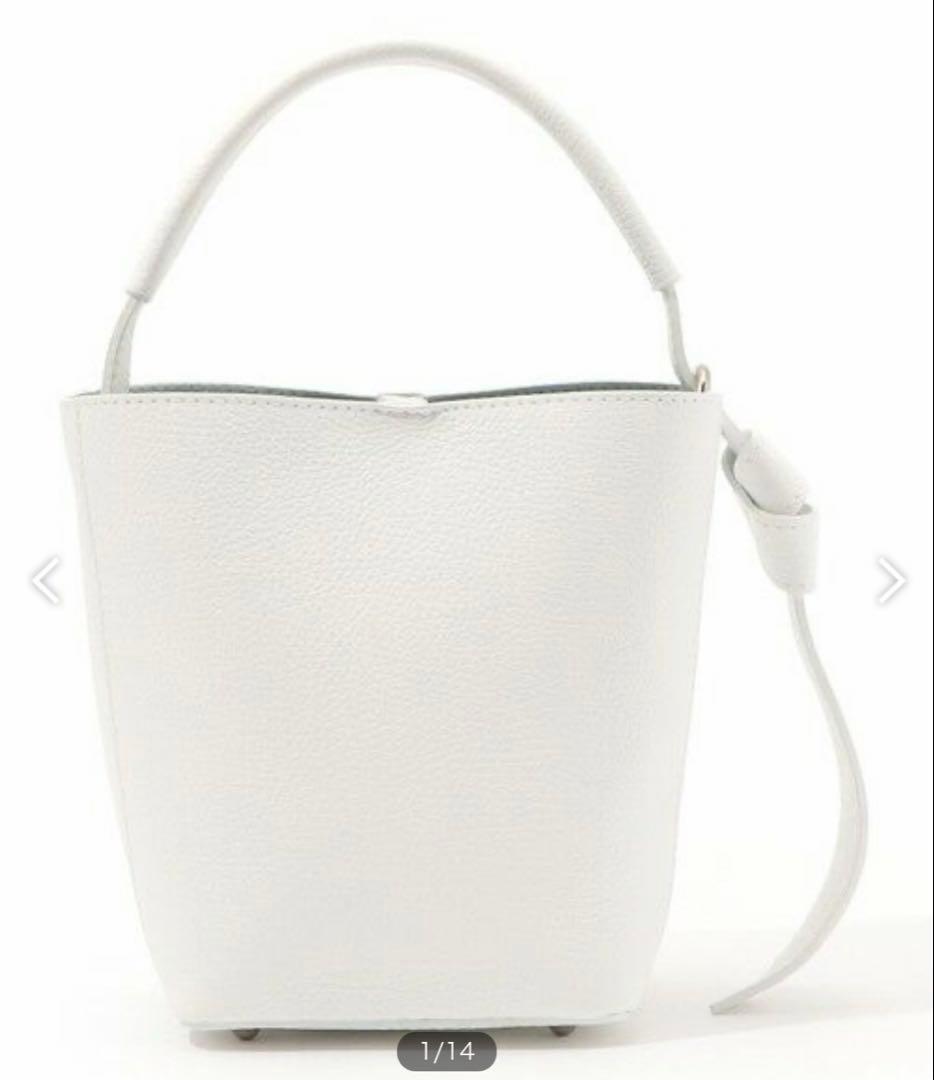 Des Pres Handbags