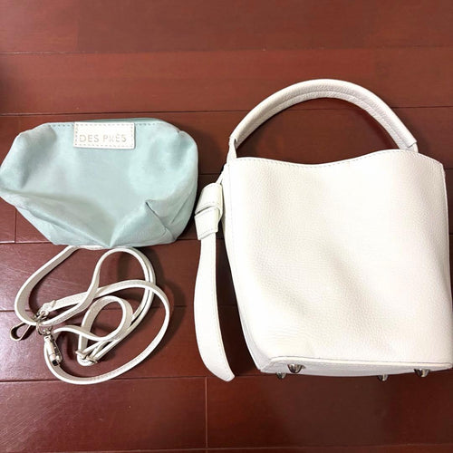 Des Pres Handbags