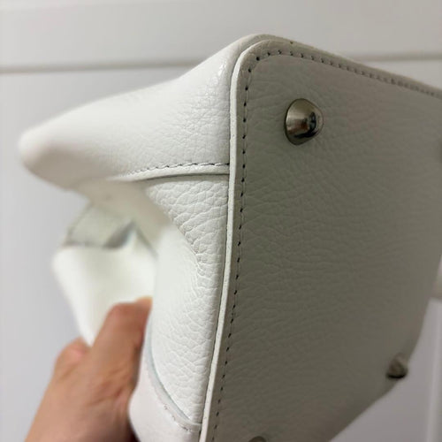 Des Pres Handbags