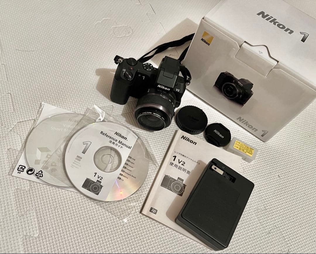 Nikon Mirrorless Interchangeable Lens Cameras 1 V2