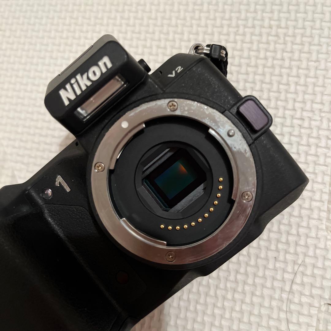 Nikon Mirrorless Interchangeable Lens Cameras 1 V2