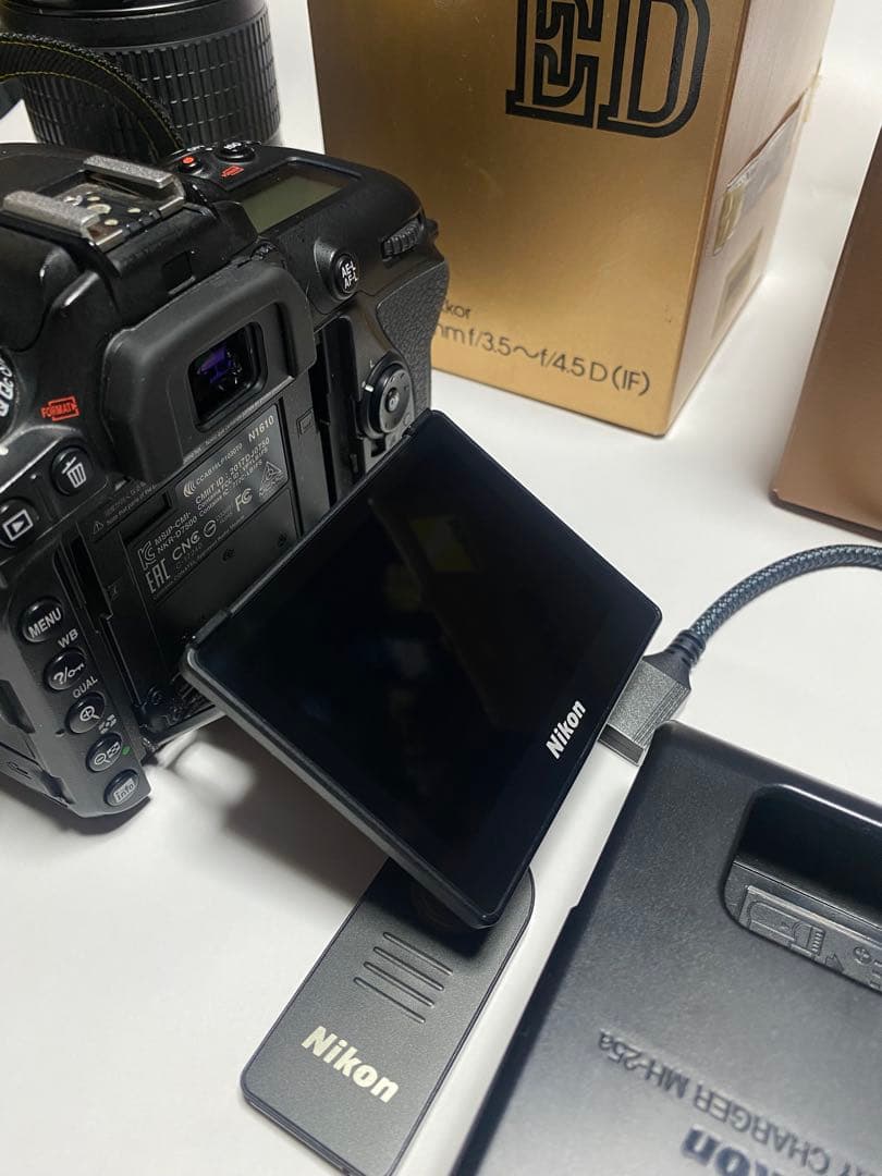 Nikon Slr Camera (Film) D7500 Ok 3