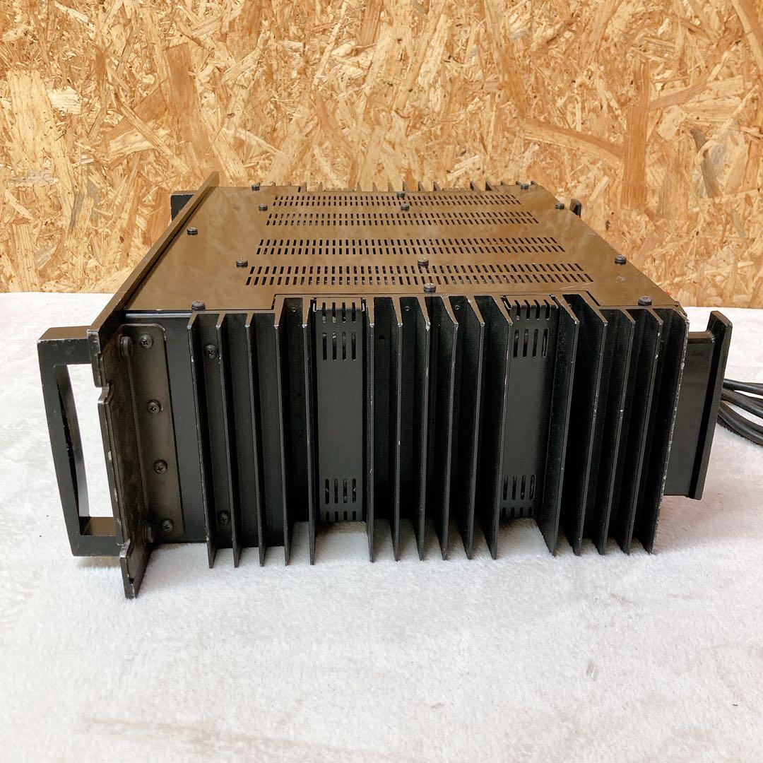Power Amplifiers Yamaha Pc2002