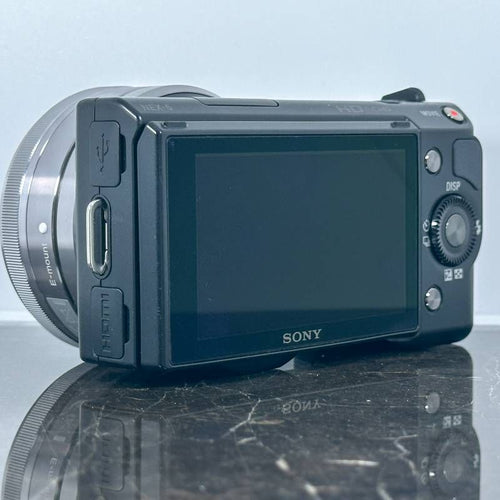 Sony Compact Digital Camera Nex-5 Aps-C 1420