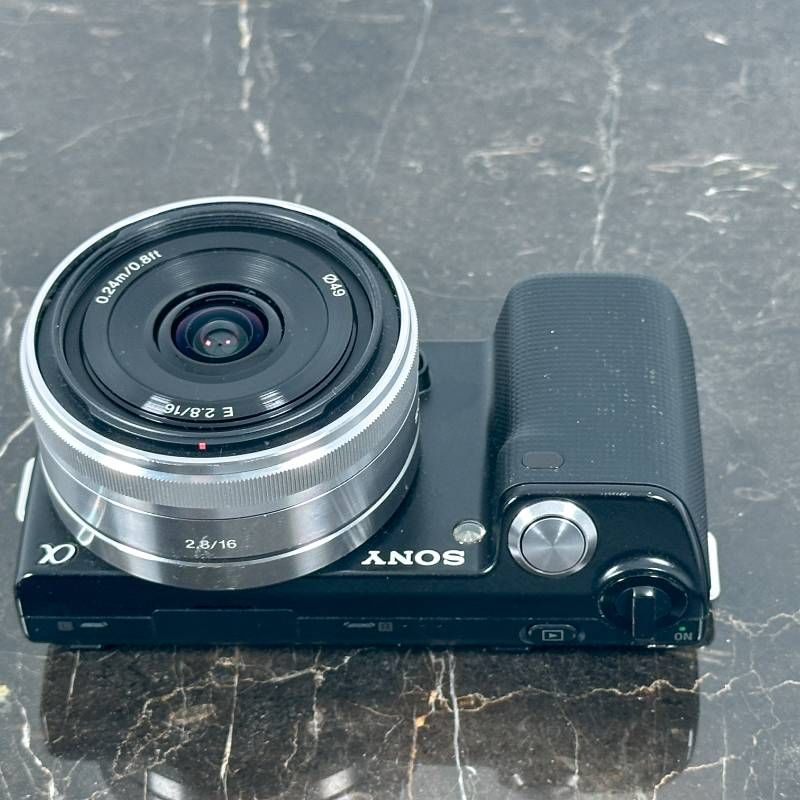 Sony Compact Digital Camera Nex-5 Aps-C 1420