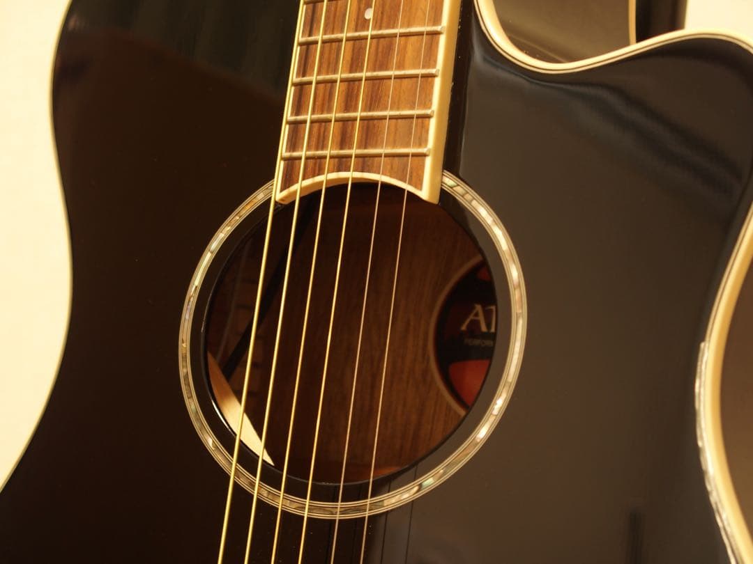 Acoustic Guitars Yamaha Apx600