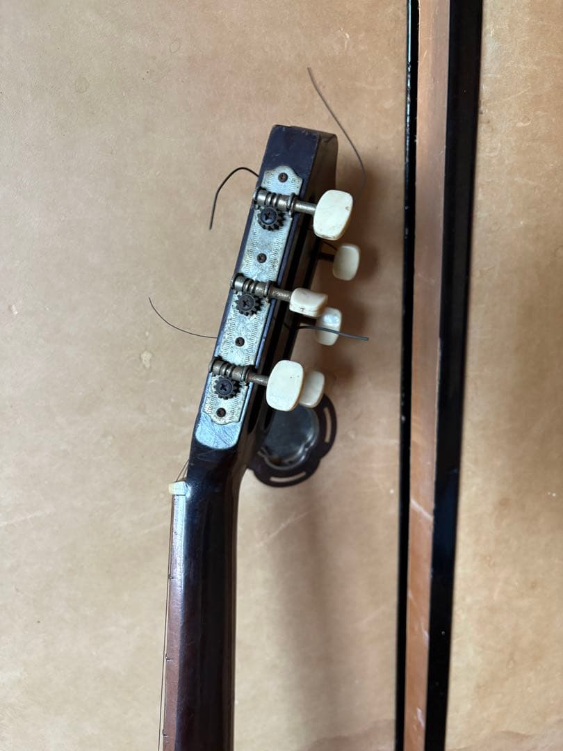 Acoustic Guitars Yamaha Dynamic Guitar Pat.187409 No.S70