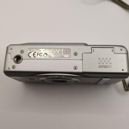 Fujifilm Compact Digital Camera Finepix F700