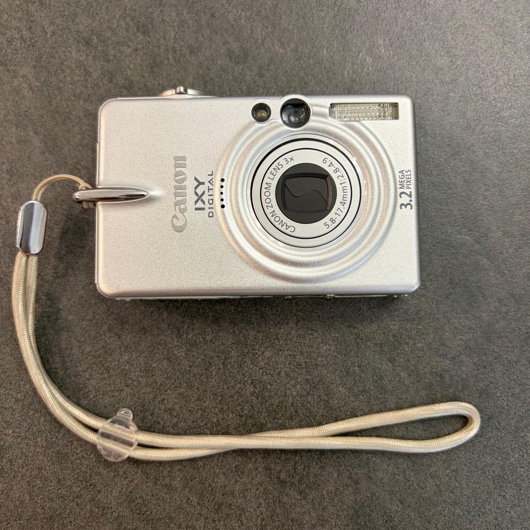 Canon Compact Digital Camera Ixy 40