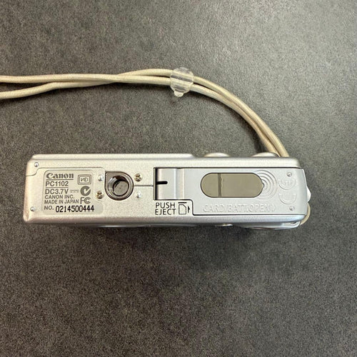 Canon Compact Digital Camera Ixy 40