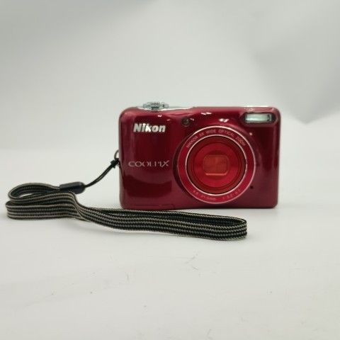 Nikon Compact Digital Camera Coolpix L30 Red