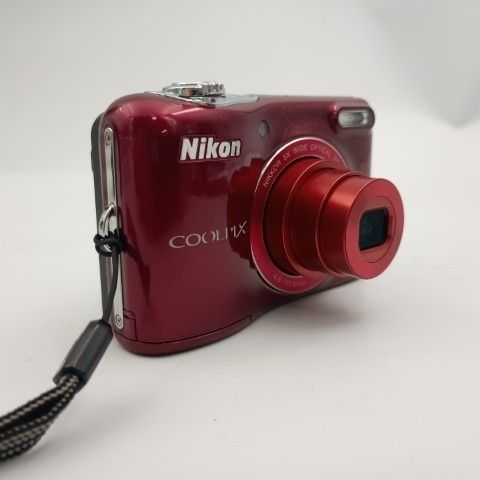 Nikon Compact Digital Camera Coolpix L30 Red