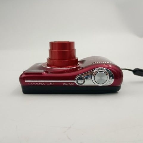 Nikon Compact Digital Camera Coolpix L30 Red