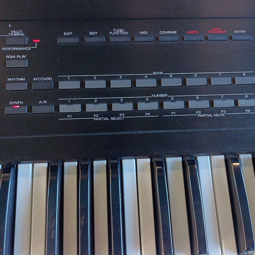 Others Roland D-10 61