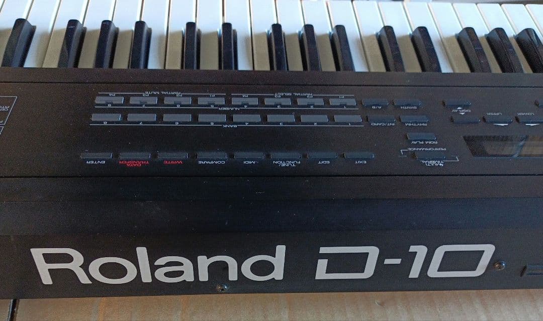 Others Roland D-10 61