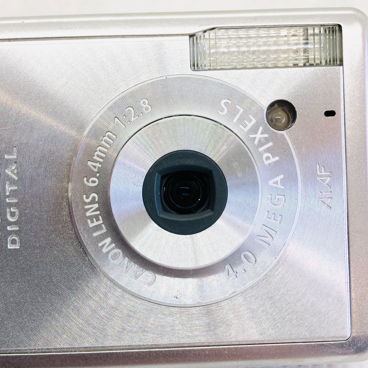 Canon Compact Digital Camera Ixy L