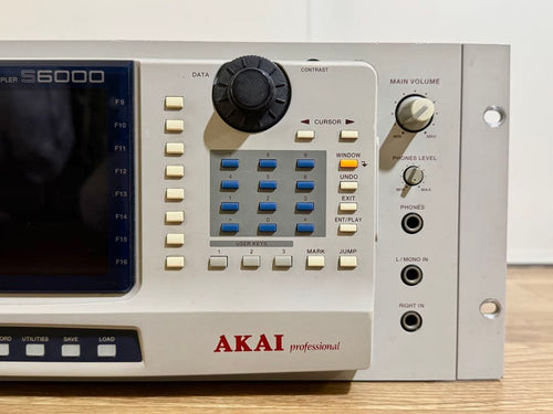 Akai Professional Sampler S6000 Midi Stereo Digital