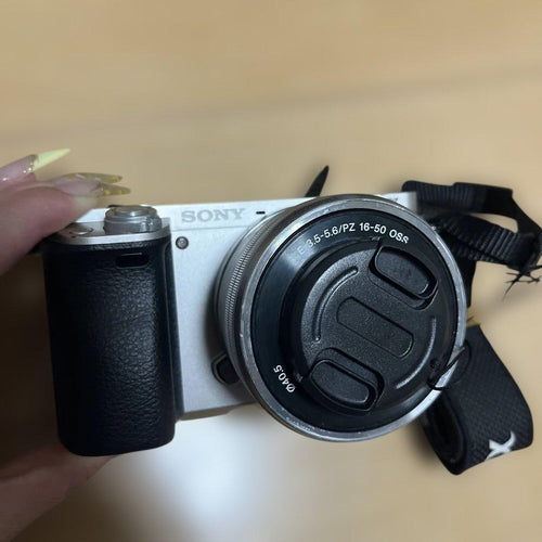 Sony Digital Slrs 6000 E Pz 16-50Mm