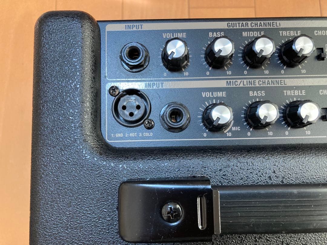 Roland Guitar Amplifier Ac-33 Ac