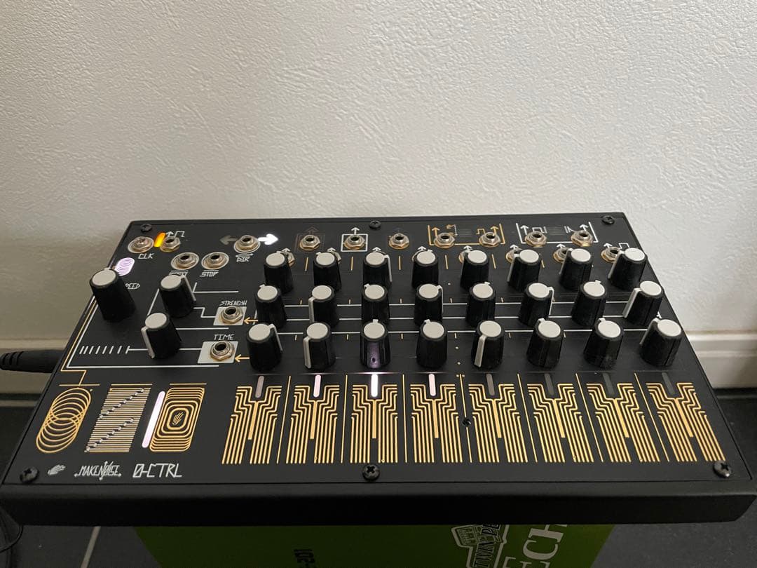 Modular Synthesizer Make Noise 0-Ctrl