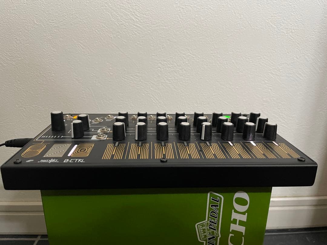 Modular Synthesizer Make Noise 0-Ctrl