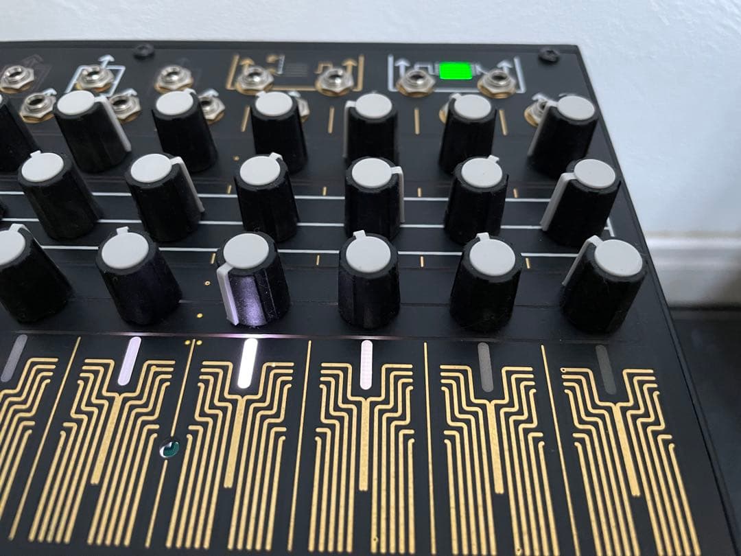 Modular Synthesizer Make Noise 0-Ctrl