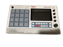 Akai Professional Sampler Mpc Live Ii Retro Edition