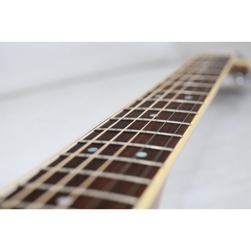Yamaha Acoustic Guitar