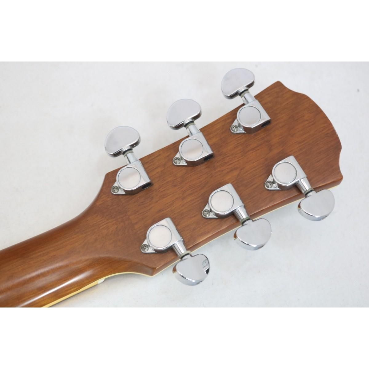 Yamaha Acoustic Guitar
