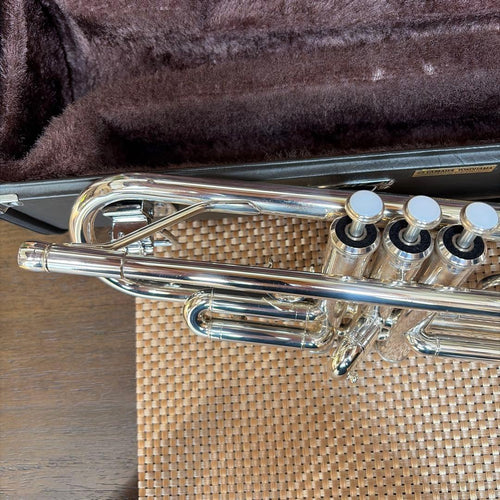 Yamaha Trumpets Ytr-2335
