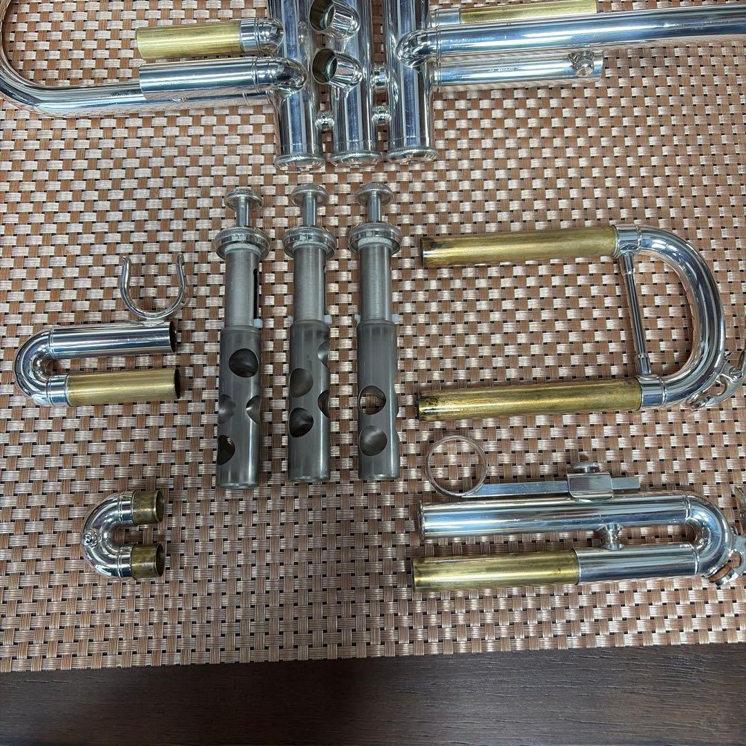 Yamaha Trumpets Ytr-2335