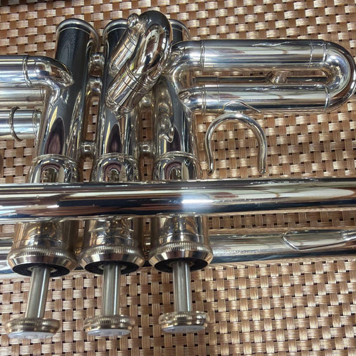 Yamaha Trumpets Ytr-2335