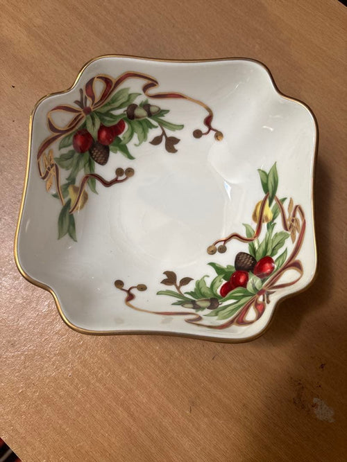 Bowls Tiffany Co. Holiday 1998