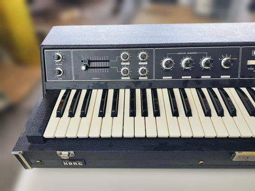 Korg Analog Synthesizers Pe-1000